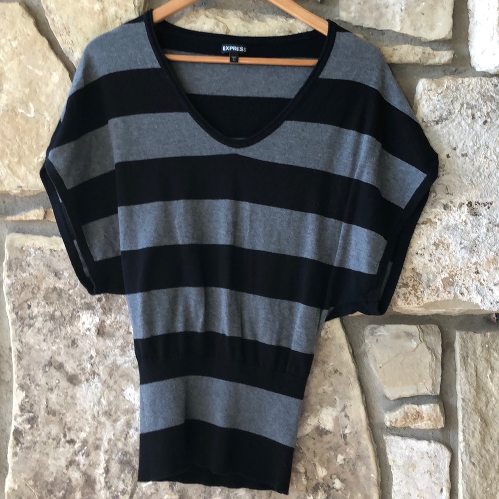 EXPRESS Dolman sleeve black and grey sweater